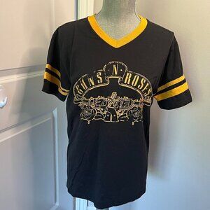 Guns N' Roses Womens Short Sleeve Tshirt Size M NWOT